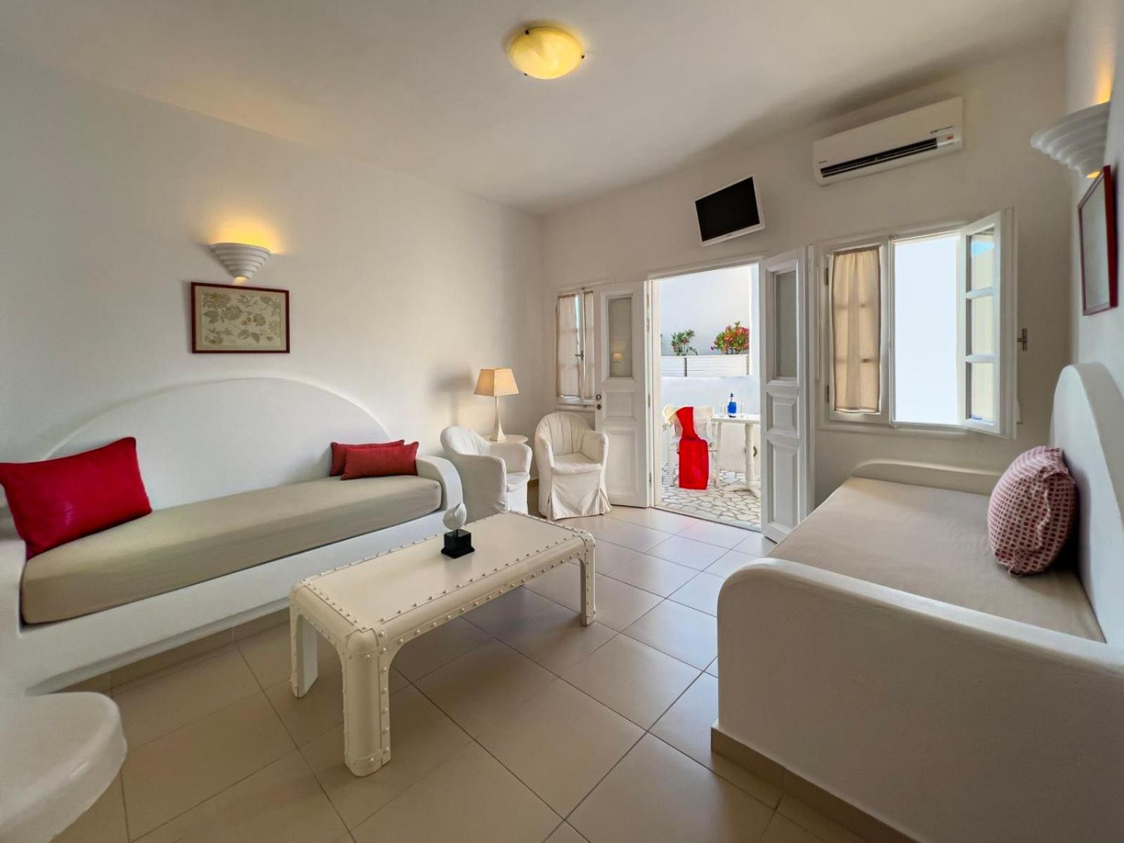 Aspalathras White Hotel Folegandros Town Экстерьер фото