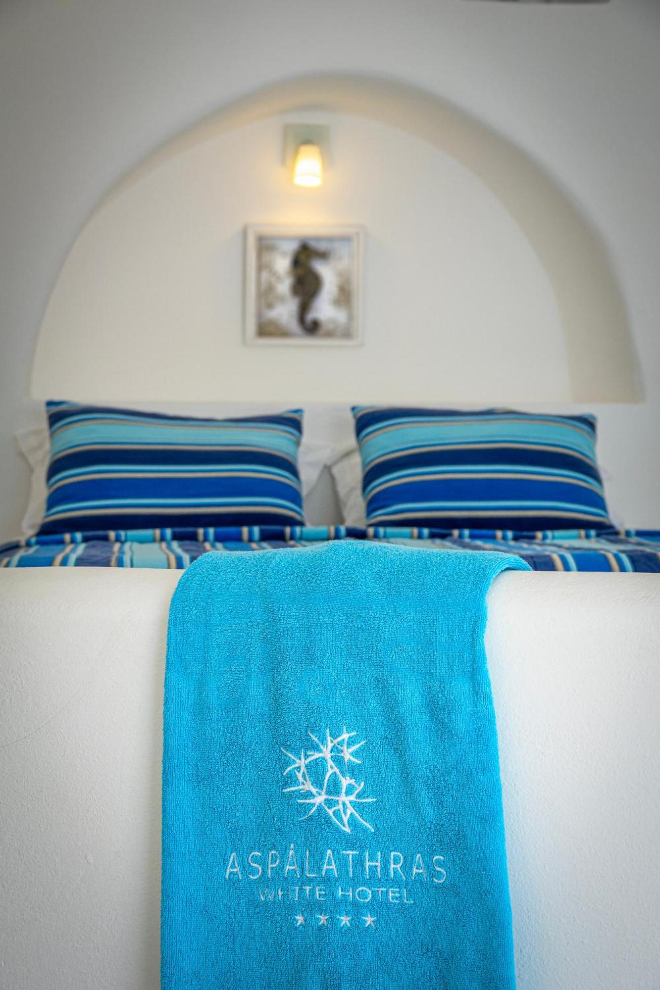 Aspalathras White Hotel Folegandros Town Экстерьер фото